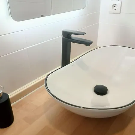 Ideal Getaway At Playa Carvajal, With Pool *