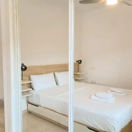 Ideal Getaway At Playa Carvajal, With Pool Apartment Benalmadena